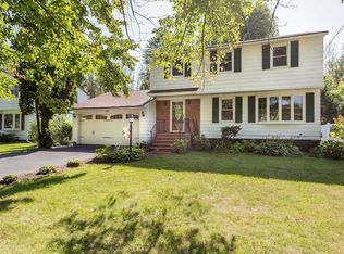 6040 Lakeshore Rd, Cicero, NY 13039