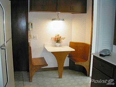 breakfast nook
