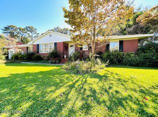 209 Fenton Pl, Jacksonville, NC 28540
