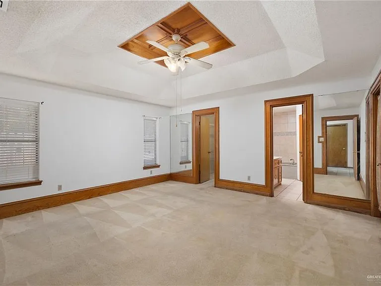 3808 N Cynthia St — Photo 9