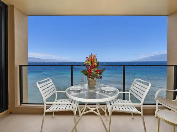 110 Kaanapali Shores Pl #1215, Lahaina, HI 96761