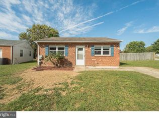 2 Wright Cir, Newark, DE 19702