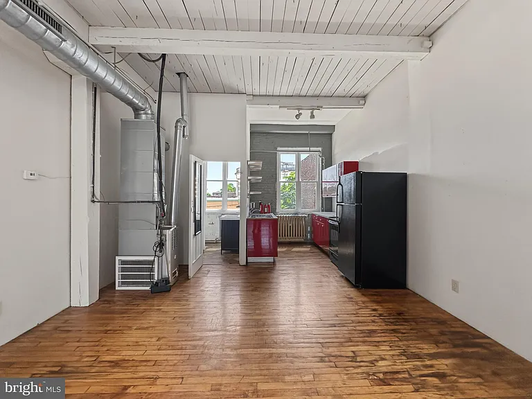 14 W Harvey St #16 — Photo 13