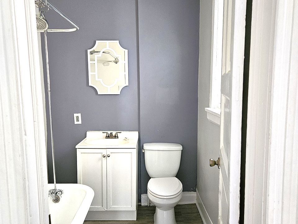 Bathroom w/ window