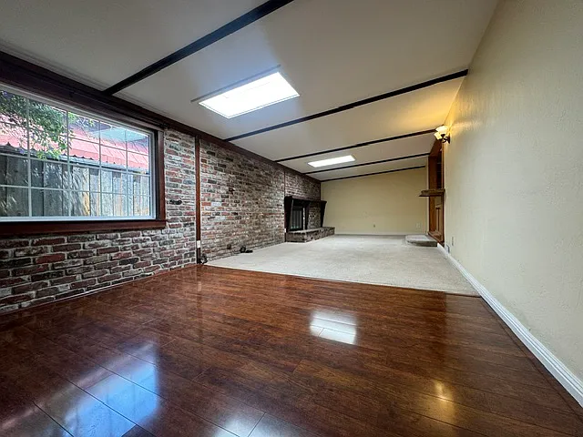 21119 Ashfield Ave — Photo 7