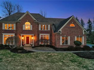 6347 Everwood Ct N, East Amherst, NY 14051