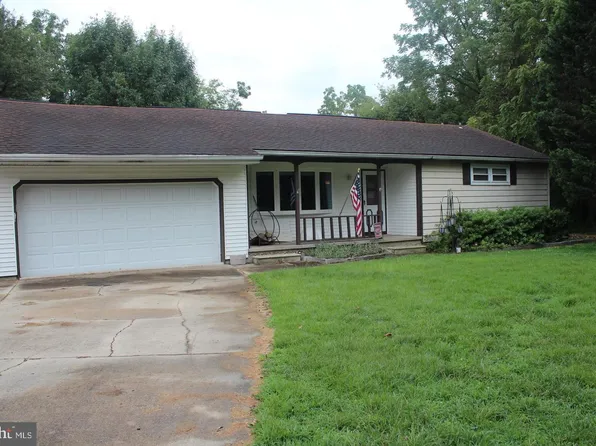 58 Swathmore Ave, Gloucester City, NJ 08030