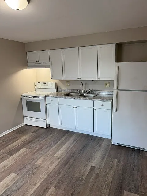 1 bed, $1,080 — Photo 4