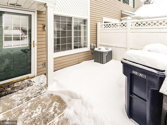 3rd image of 1821 Southcross Dr #2402