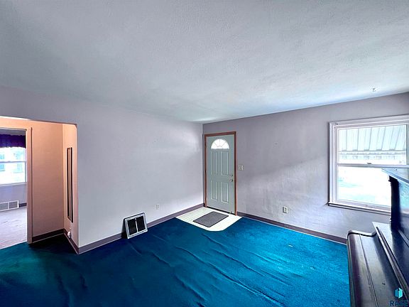 3rd image of 1209 S Gary Dr