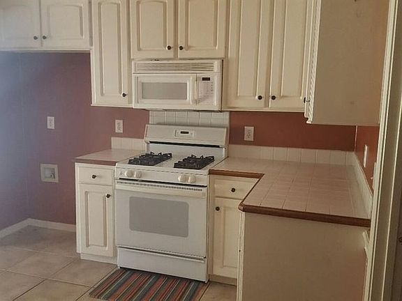 5th image of 102 Wildwood Blvd