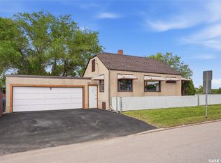 201 P Avenue N, Saskatoon, SK S7L 2V6