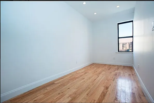 Rented by Platinum Properties | media 15