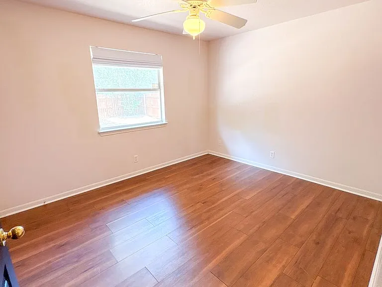 6 Bay Ct — Photo 12