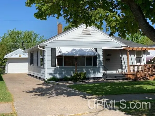 508 S 18th St, Escanaba, MI 49829