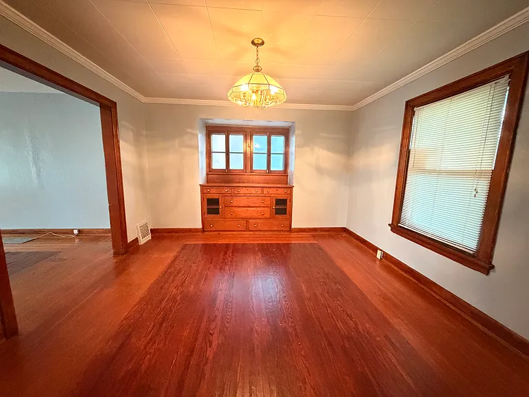 3209 Kimball Ave — Photo 6
