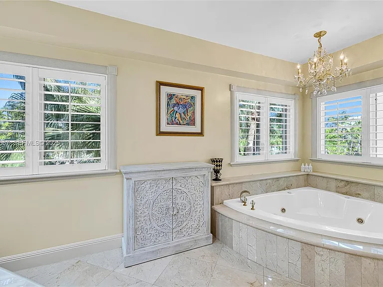 625 Poinciana Dr — Photo 20