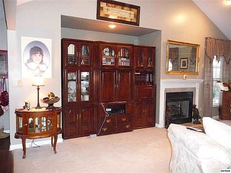 5th image of 1767 Meadow Ridge Cir