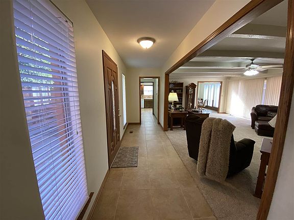 3rd image of 314 Dogwood Ln