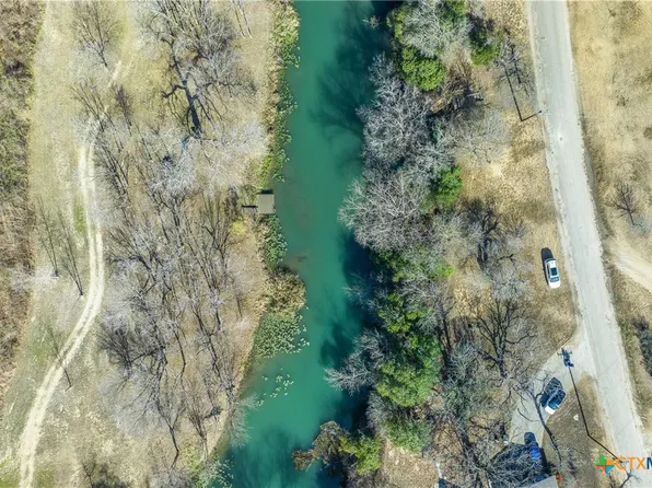 528 NW River Rd, Martindale, TX 78655