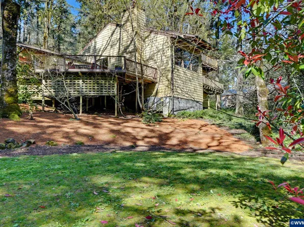 9855 Liberty Rd S, Salem, OR 97306