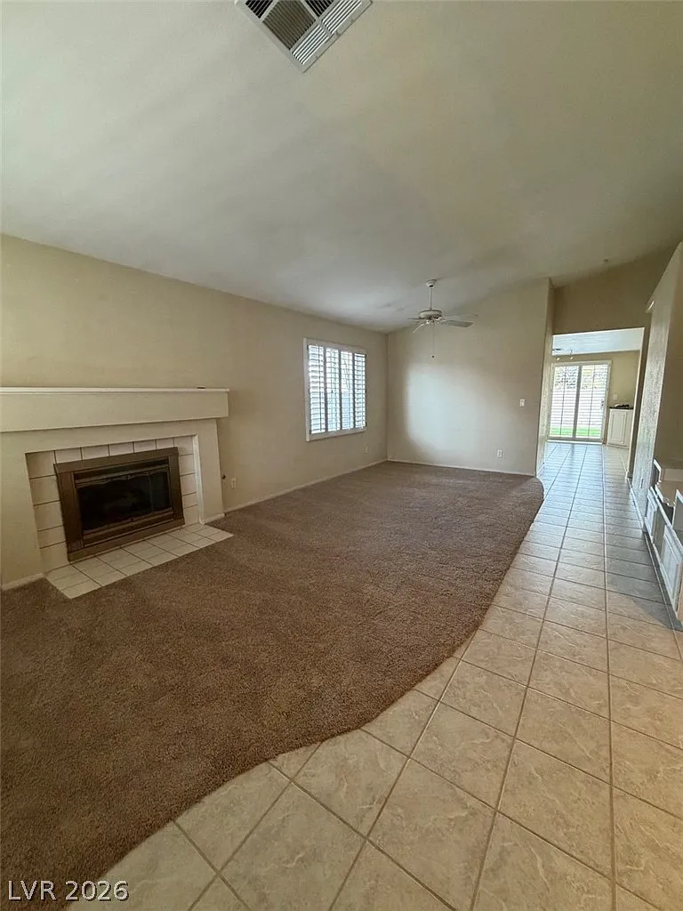 3 bed, 2.0 bath, 1248 sqft, $1,995 — Photo 4