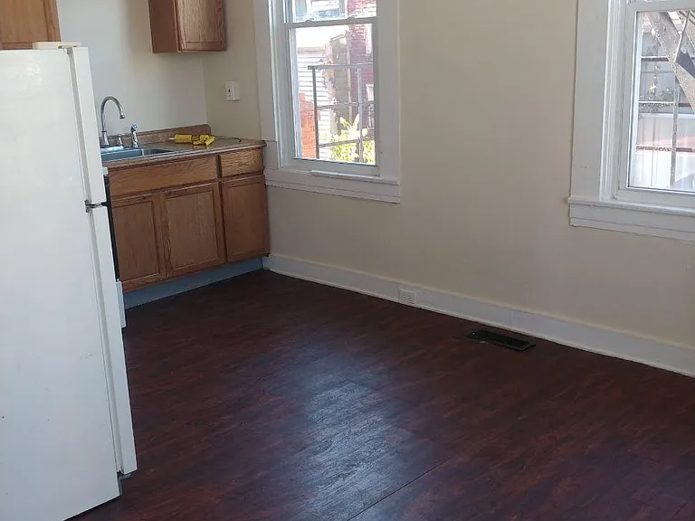 329 Keturah St #F2 — Photo 3