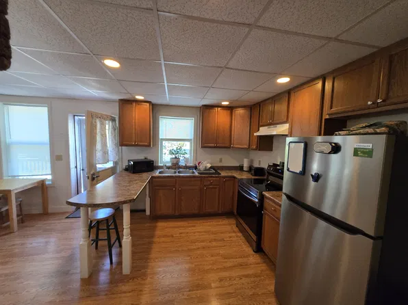 15 South St #1, Freeport, ME 04032