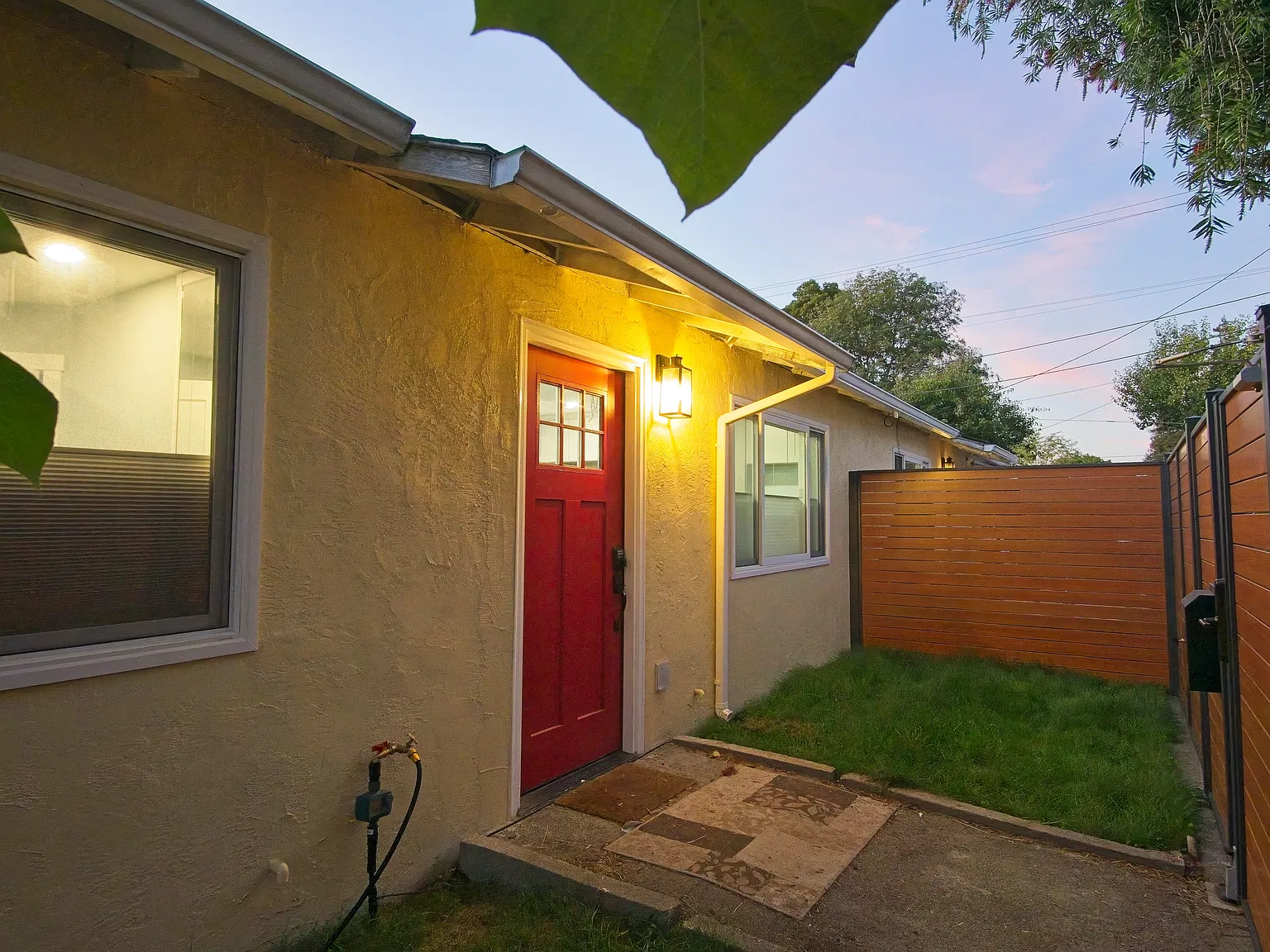 3 bed, 720 sqft, $1,600 — Photo 4