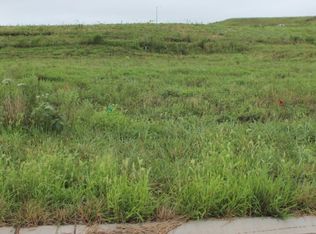 3903 Travers Cir, Manhattan, KS 66503