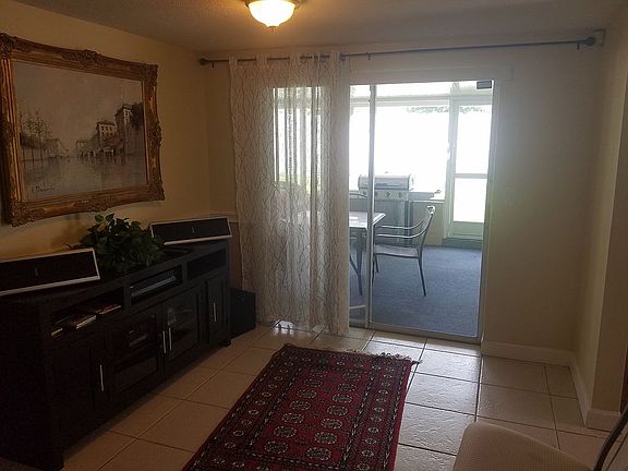 5th image of 5335 Casino Dr
