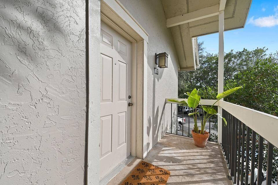 11683 Wimbledon Cir Wellington FL Zillow