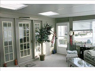 4th image of 5616 Villa Gates Dr