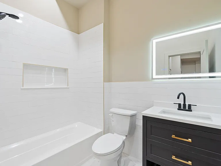 150 W Side Ave #2 — Photo 15