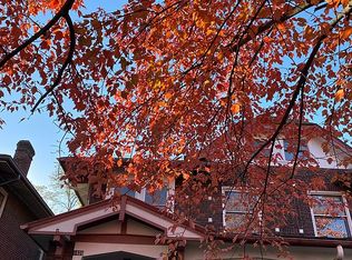 1428 Severn St, Pittsburgh, PA 15217