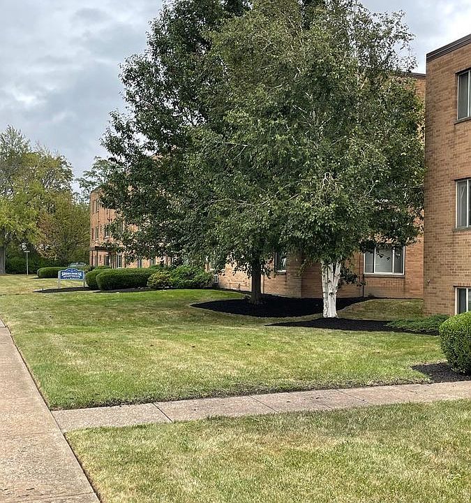1st image of 1120 E Erie Ave APT 20