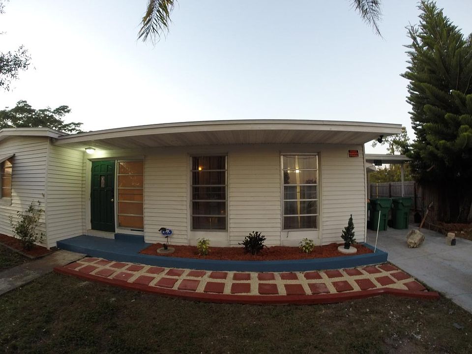1st image of 22194 Hernando Ave