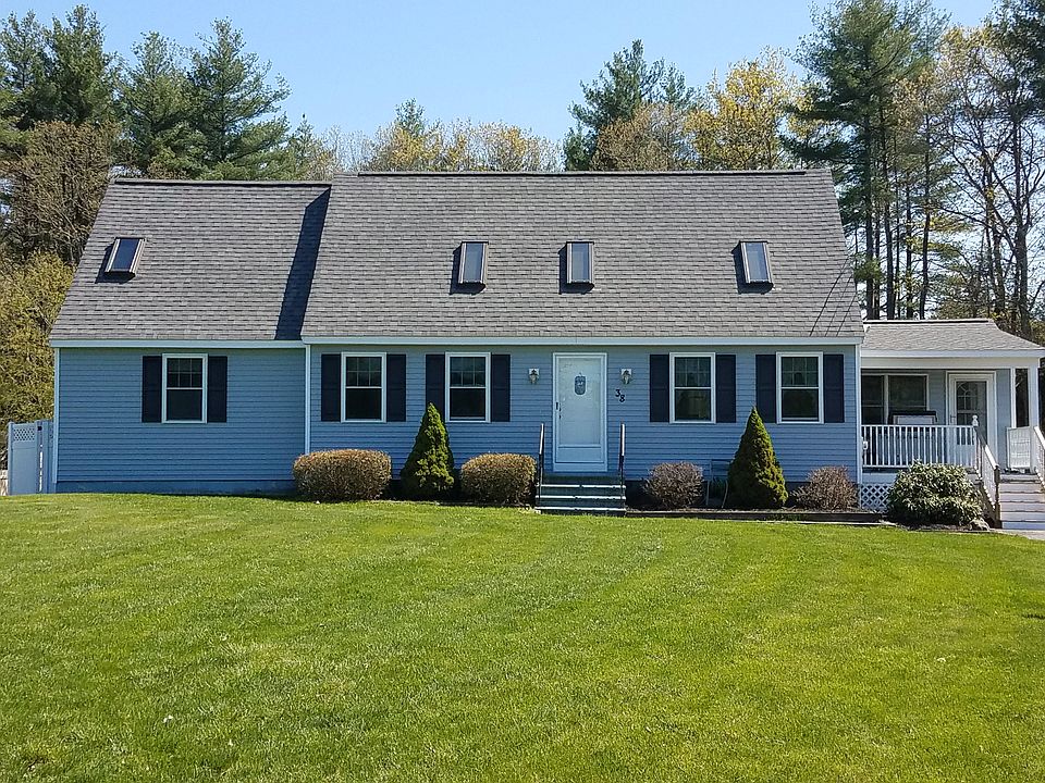 1st image of 38 Folly Brook Ter