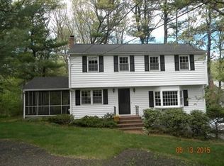 12 Knollwood Rd, Medfield, MA 02052