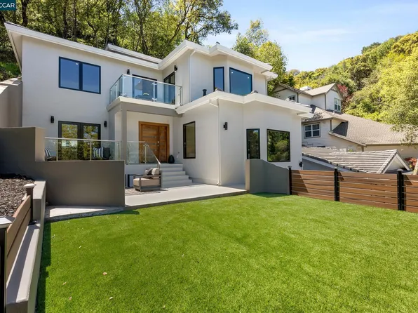 44 Oak Rd, Orinda, CA 94563