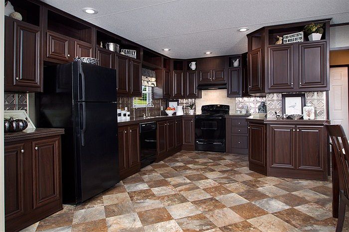 2nd image of 41 Pine Pl