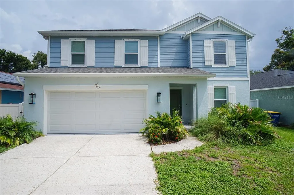 4 bed, 2.5 bath, 2232 sqft, $3,500 — Photo 3