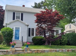 36 Rakoczy Ave, Fairfield, CT 06824