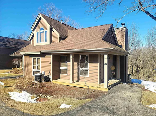 120 Walnut Hill Dr, Galena, IL 61036