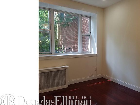 2nd image of 106 Charles St APT 6