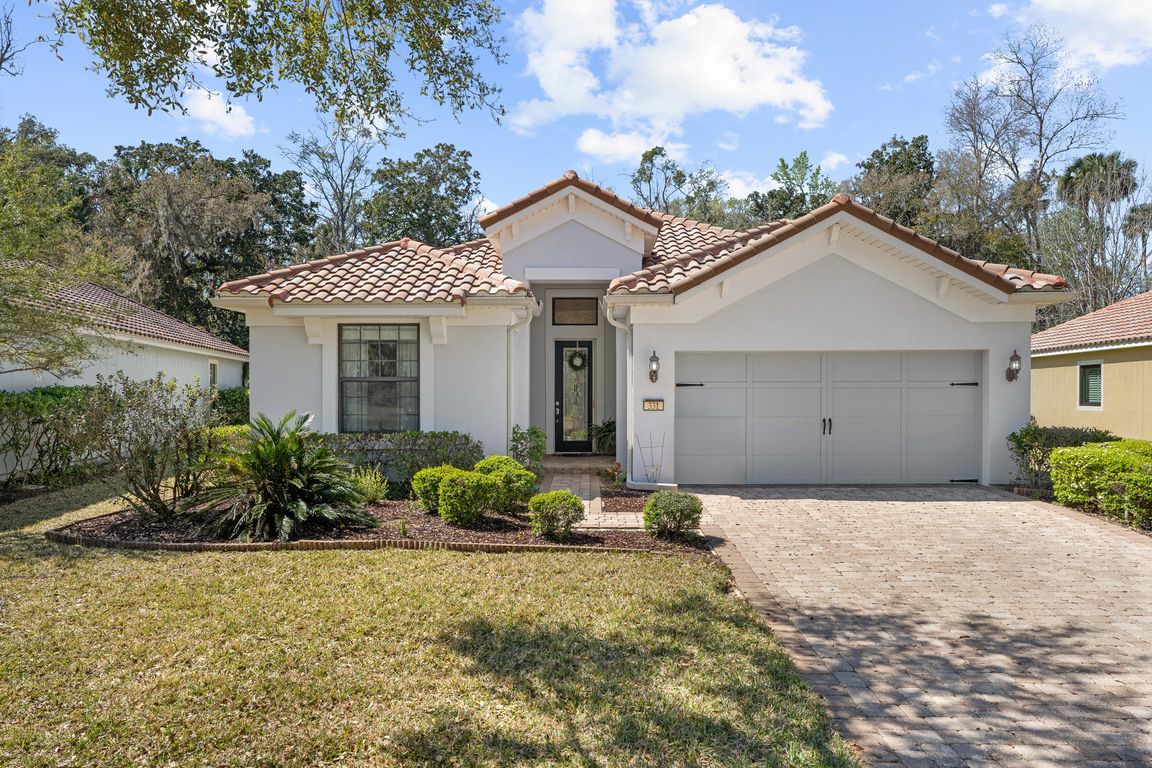 Welcome to 331 Marsh Hollow Rd!