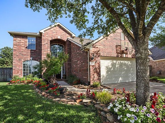 Beautiful traditional brick elevation with fabulous curb appeal in a very well landscaped yard.