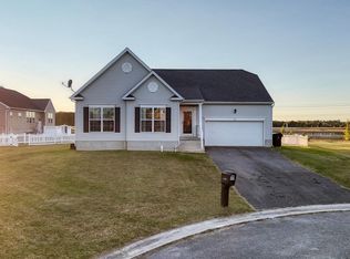 275 Stonebridge Dr, Felton, DE 19943