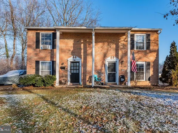 1153 Belvedere St #1, Carlisle, PA 17013