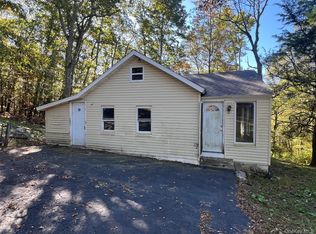 16 Firwood Rd S, Wurtsboro, NY